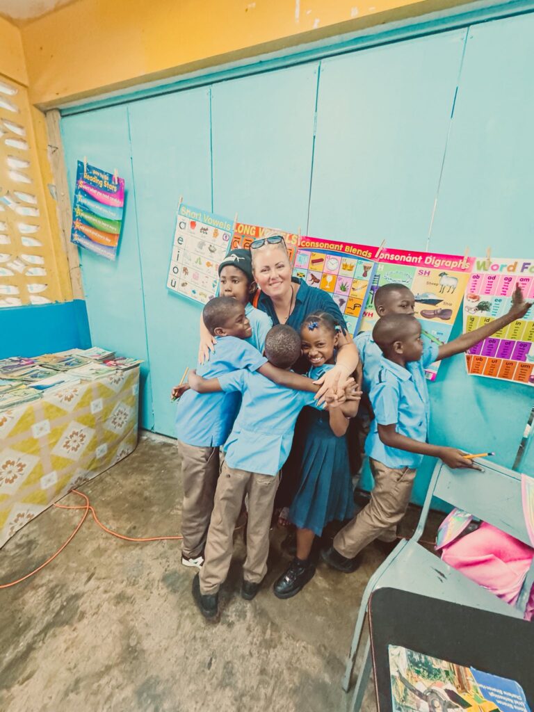 Travel With Purpose: My Unforgettable Reading Road Trip Experience in Jamaica 🇯🇲📚✨