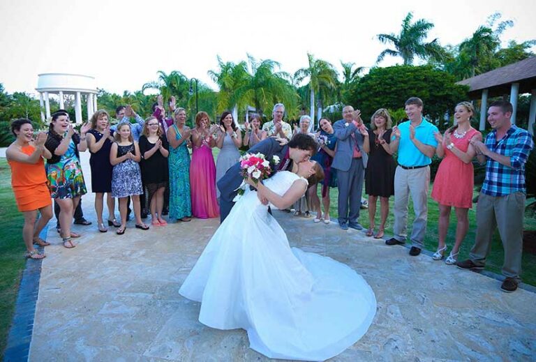 Why Book a Destination Wedding in 2023?