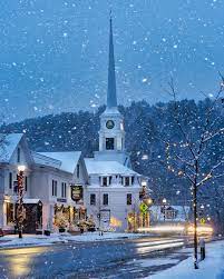 Stowe, Vermont: Your Ultimate Winter Wonderland Escape!