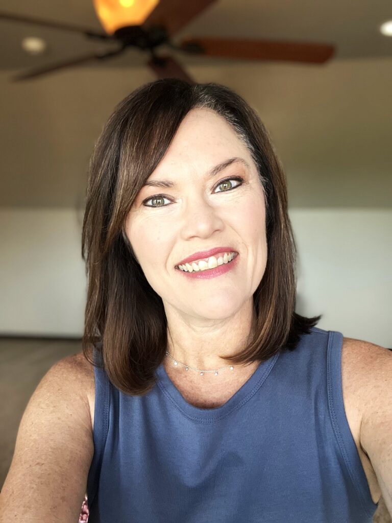 Lori Robertson