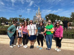 how to become a Disney travel agent