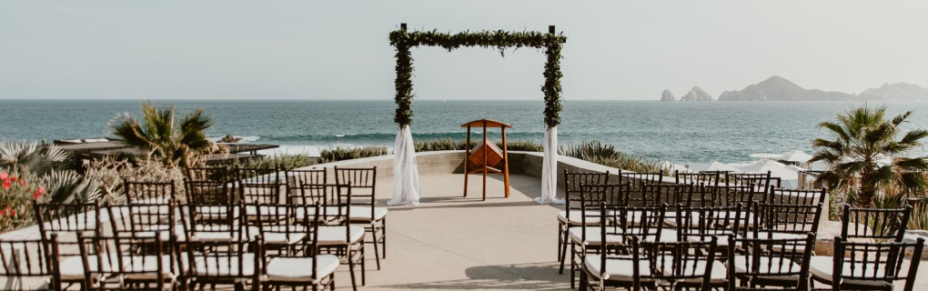  compare and contrast these 11 trending resorts in Cabo San Lucas for destination weddings 