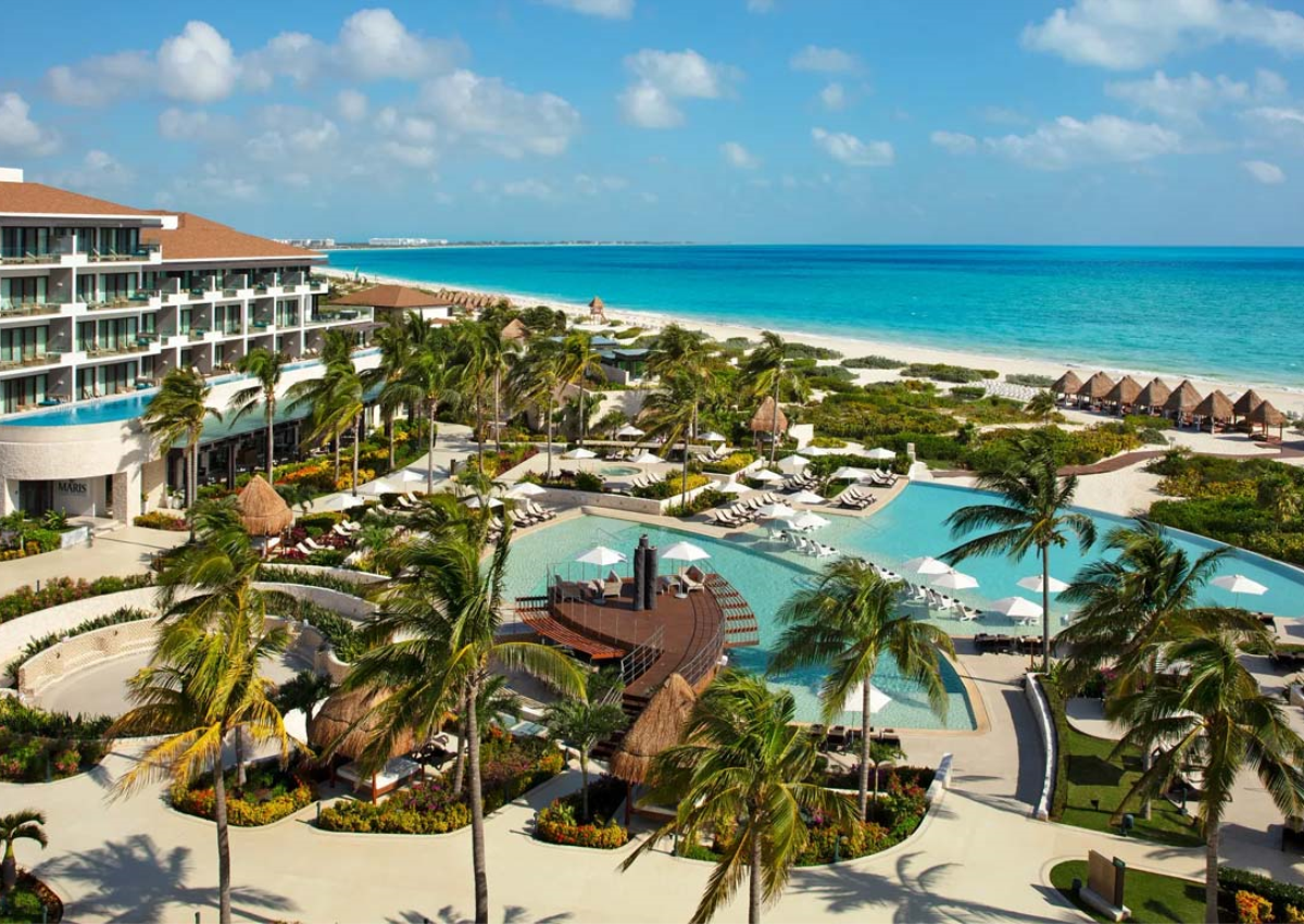 Dream Resorts - 10 Family-Friendly Resorts in Cancun & Riviera Maya That Also Host Beautiful Weddings