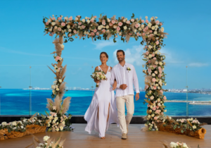 Why Couples Choose a Wedding at Dreams Vista Cancun Resort