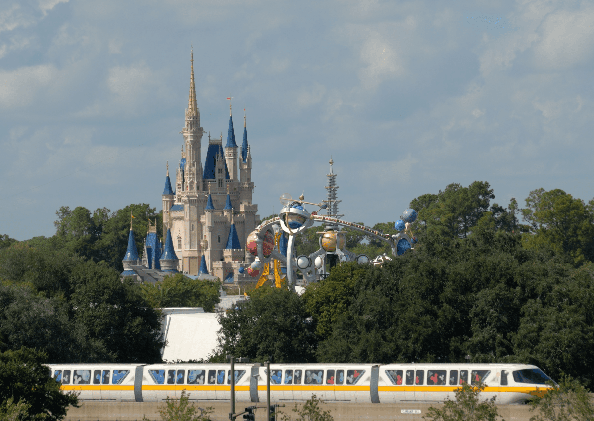 become a Disney travel agent in illinois