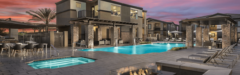 Why Arizona is a great place to become a travel agent who specializes in Hawaii Arizona work as a travel agent in Arizona and sell trips to Hawaii. 