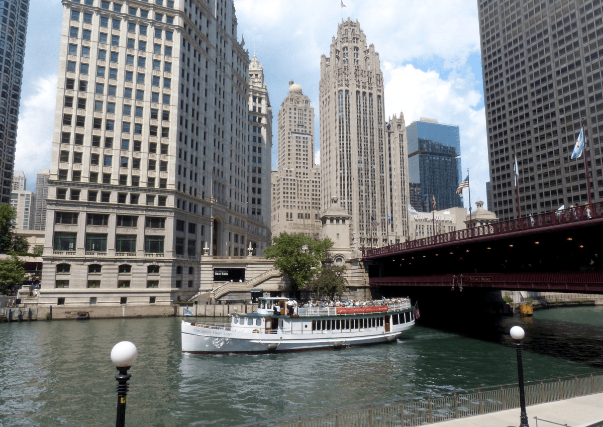 become a travel agent in illinois