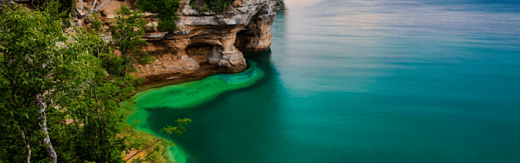 Why Michigan is a great place to become a travel agent who specializes in Hawaii Michigan work as a travel agent in Michigan and sell trips to Hawaii. 