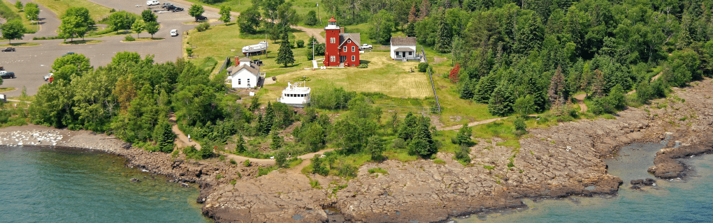 Why Minnesota is a great place to become a travel agent who specializes in Hawaii Minnesota work as a travel agent in Minnesota and sell trips to Hawaii. 