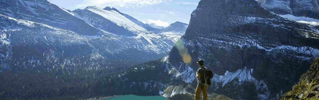 Why Montana is a great place to become a travel agent who specializes in Hawaii Montana work as a travel agent in Montana and sell trips to Hawaii. 