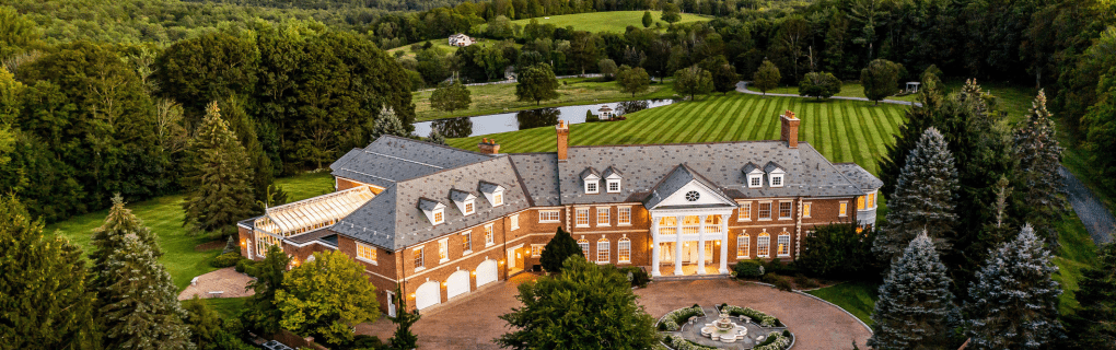 Why New Hampshire is a great place to become a travel agent who specializes in Hawaii New Hampshire work as a travel agent in New Hampshire and sell trips to Hawaii. 