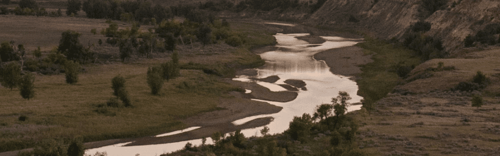 Why North Dakota is a great place to become a travel agent who specializes in Hawaii North Dakota work as a travel agent in North Dakota and sell trips to Hawaii. 