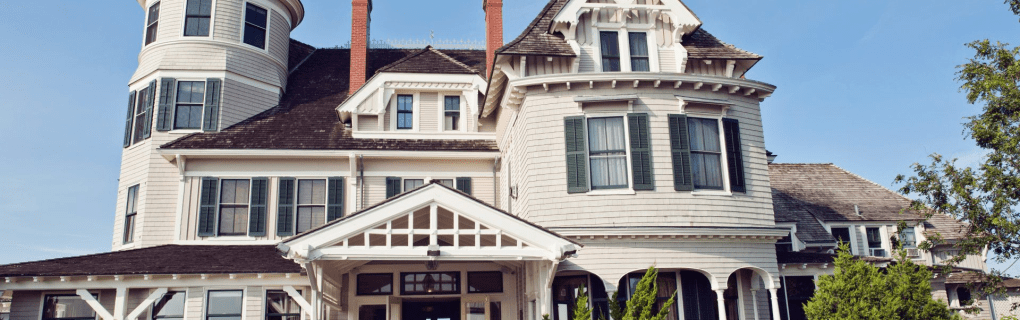 Why Rhode Island is a great place to become a travel agent who specializes in Hawaii Rhode Island work as a travel agent in Rhode Island and sell trips to Hawaii. 