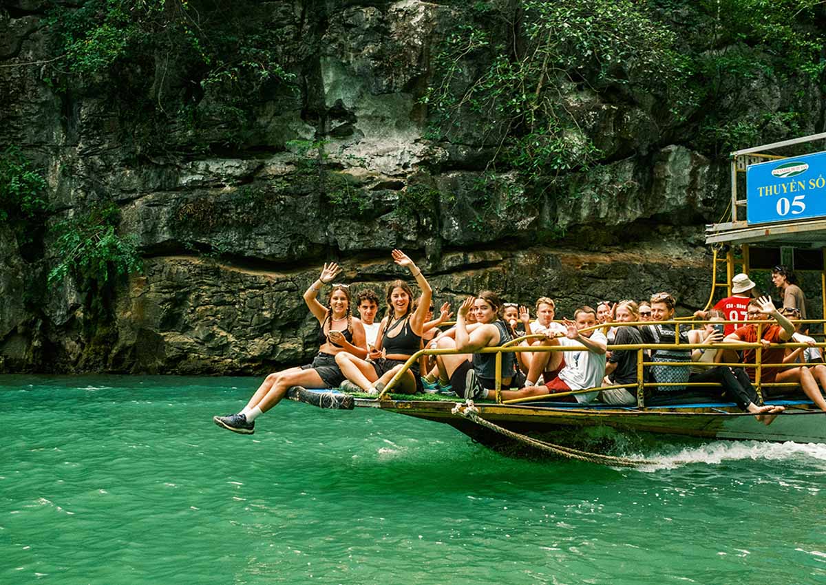 Group Marketing Tips and Examples To Help You Promote Your Next Trip