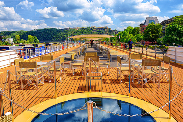 setting-sail-with-avalon-waterways