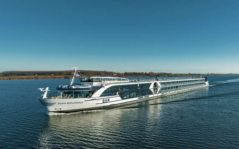 My Spring River Cruise onboard Riviera Cruise Line