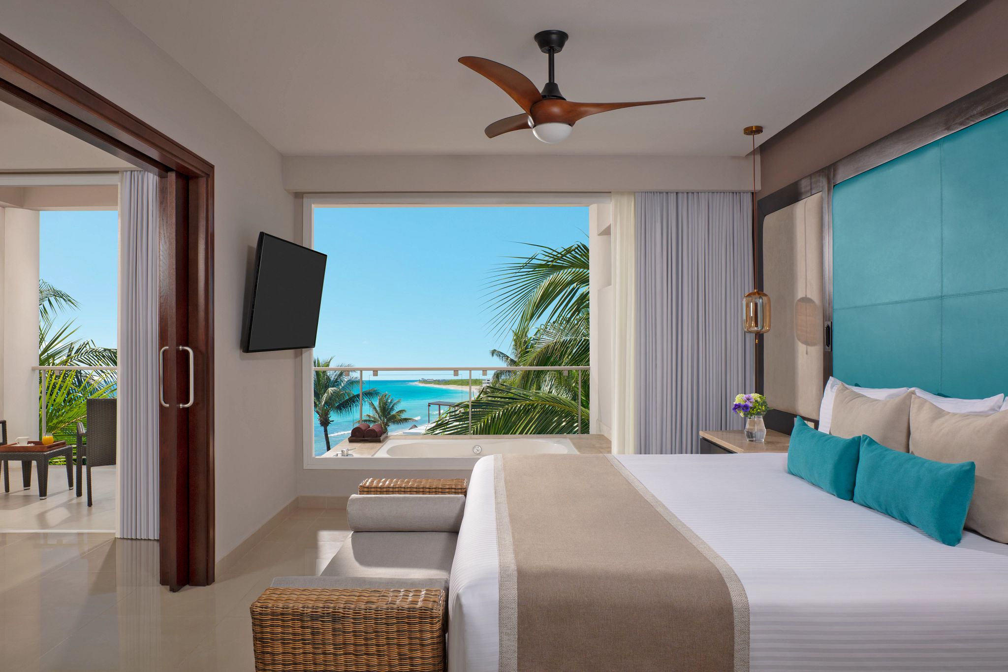Junior Suite Tropical View King