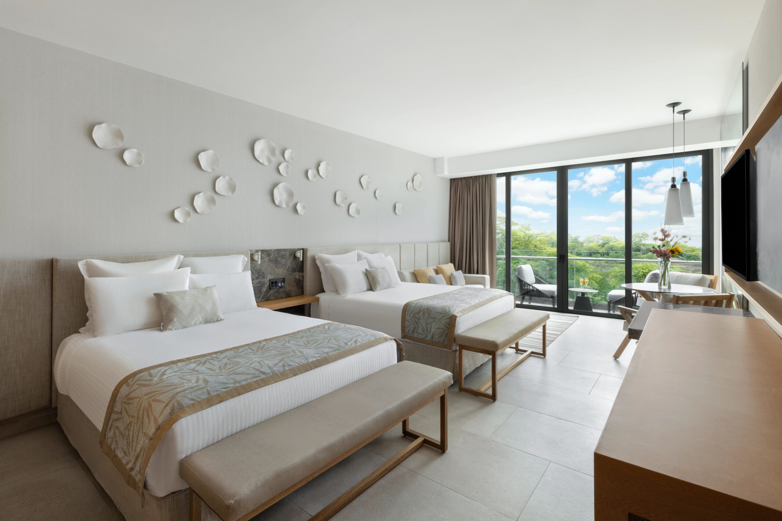 Junior Suite Tropical View King