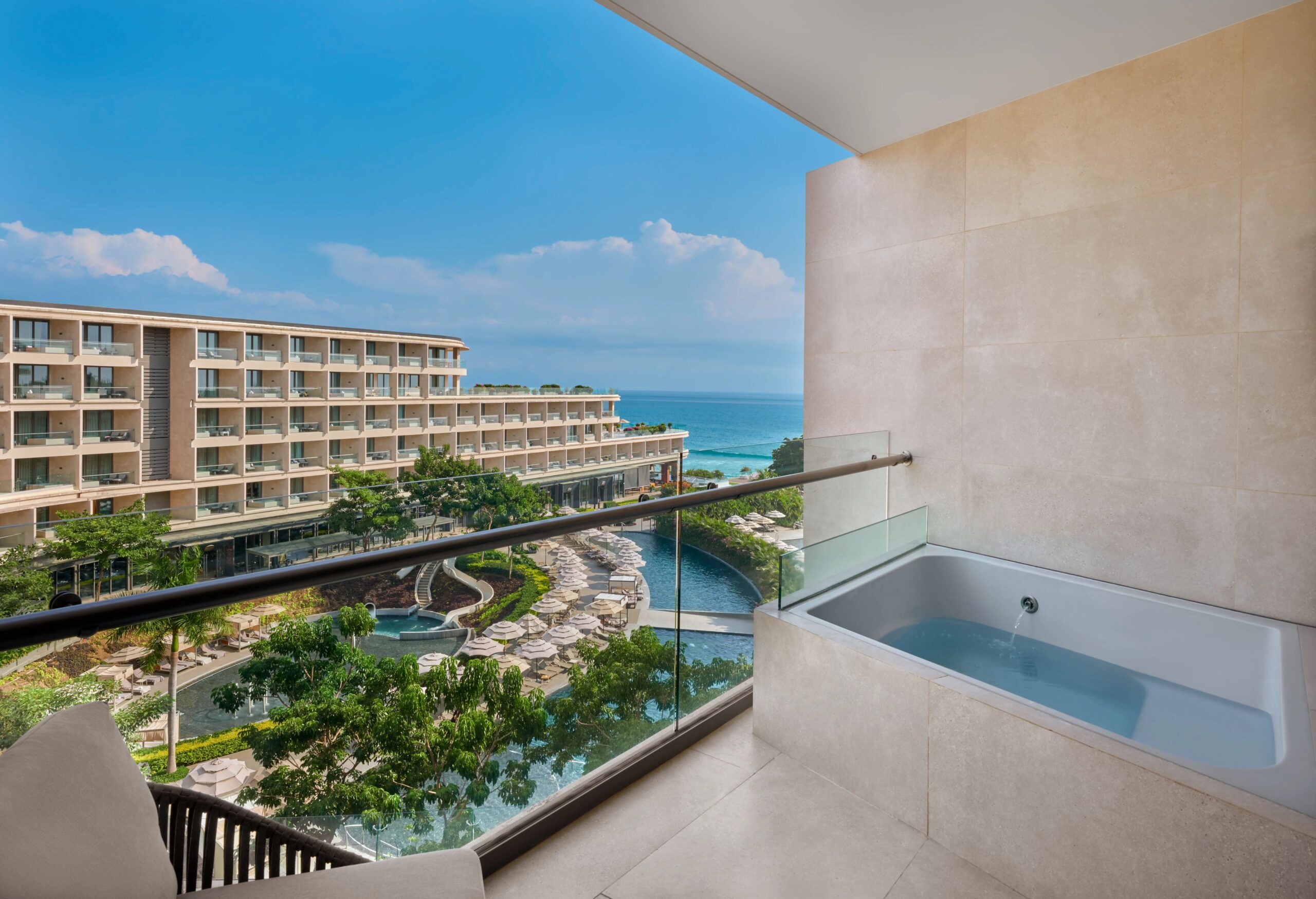 Junior Suite Tropical View King