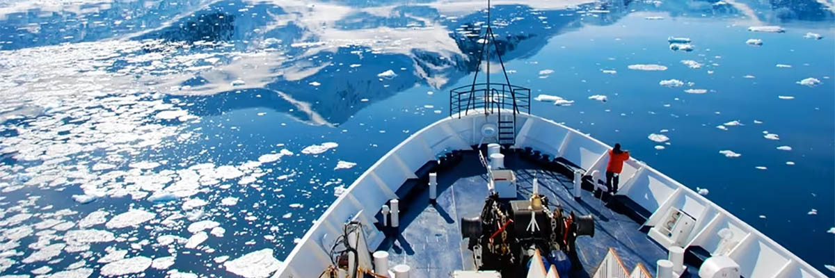 4. Luxury & Large Ship Lines: The Scenic Cruisers