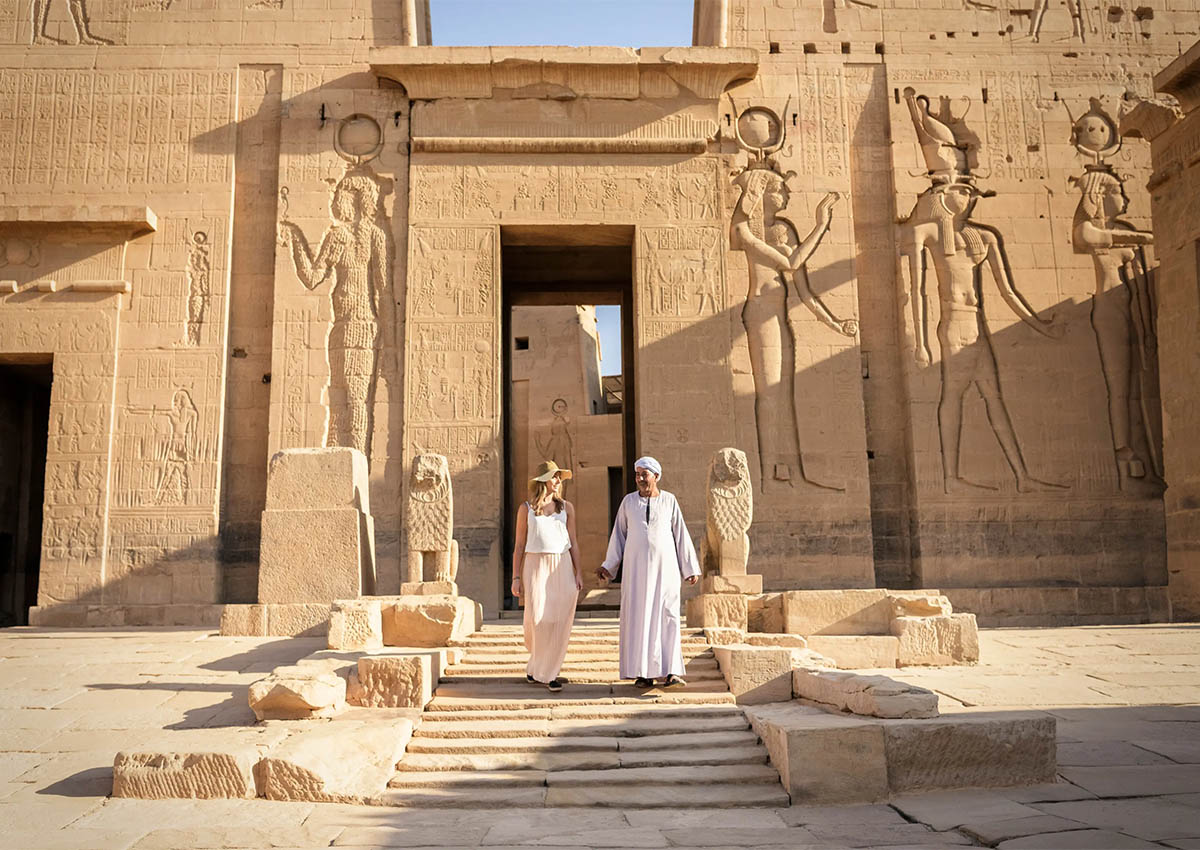 The Ultimate Guide to Client Care: Turning One-Time Travelers into Lifelong Clients