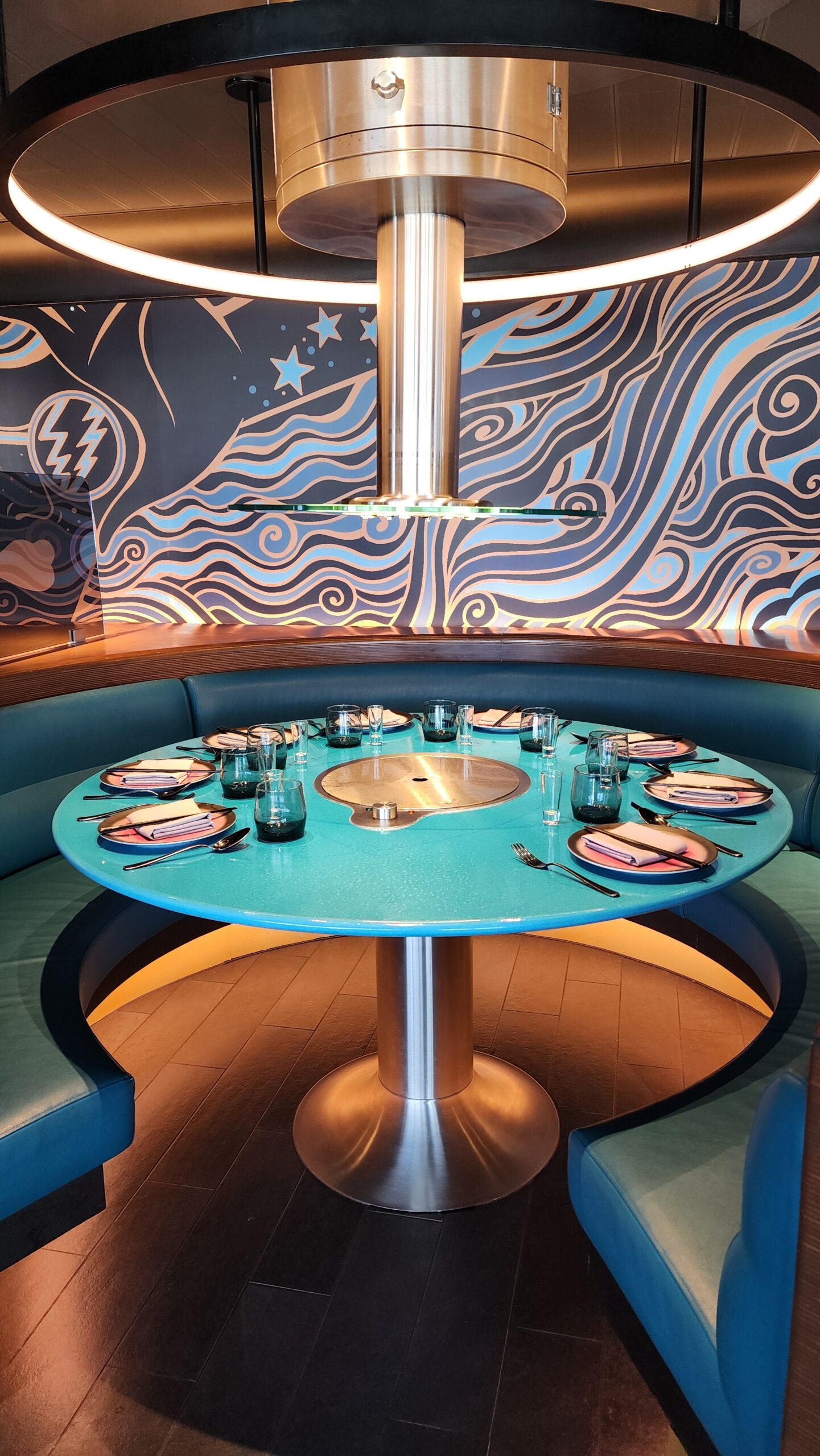 Virgin Voyages cabin