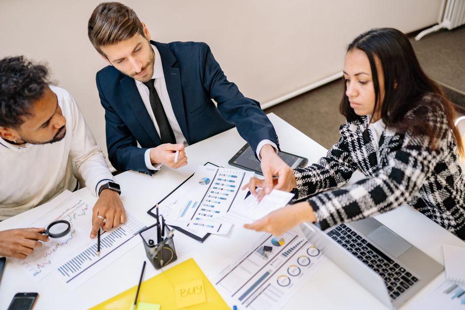 Travel Agent Pro host agency advisor network collaborating on marketing and luxury client acquisition
