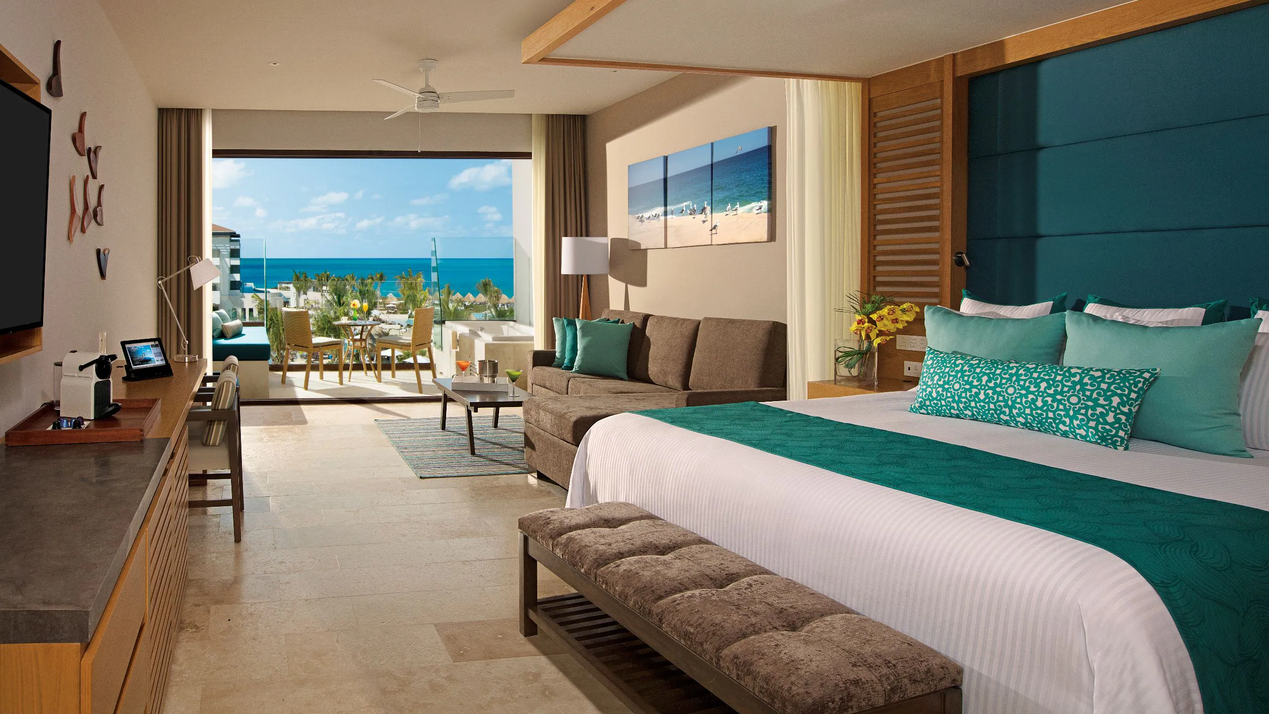 Junior Suite Tropical View King