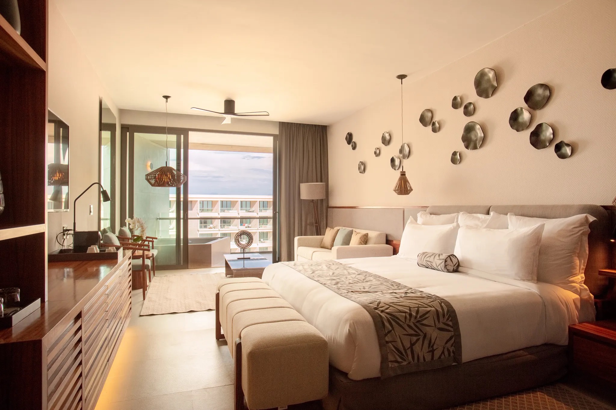 Junior Suite Tropical View King