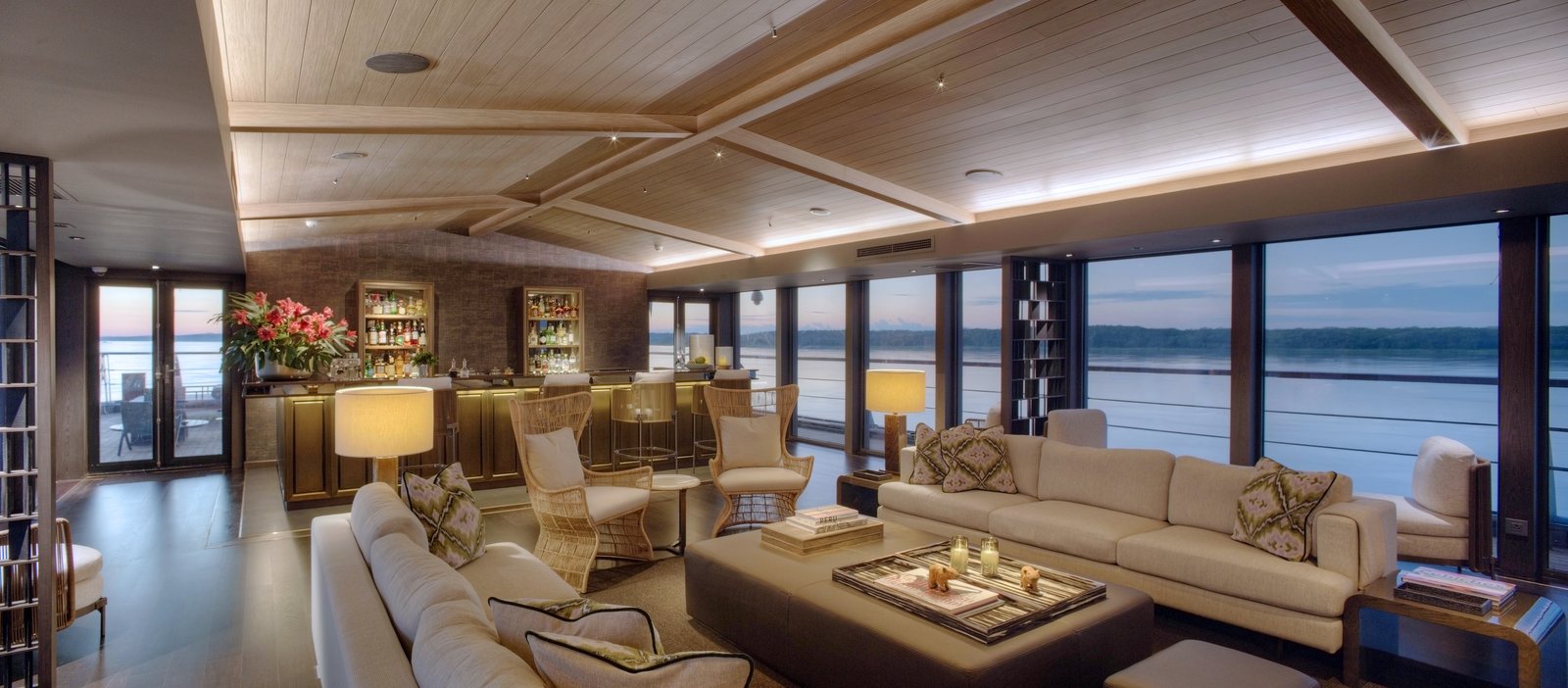 Air-conditioned indoor lounge and bar with bespoke cocktail service on Aqua Nera